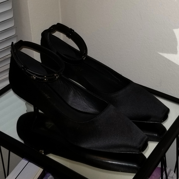 BURBERRY women's shoes - Picture 3 of 8